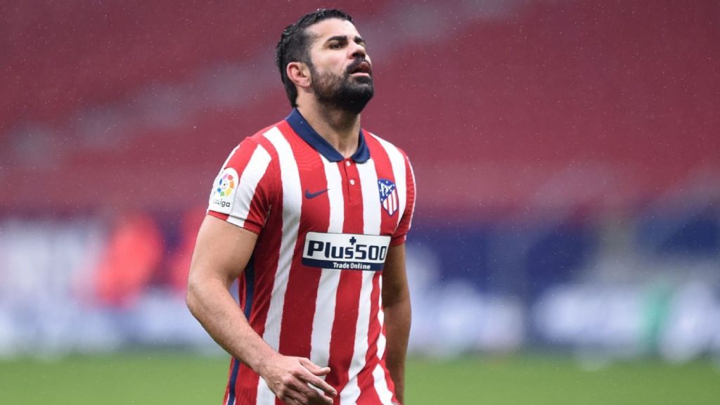 Atlético-MG is trying Diego Costa again, but he still doesn't get the super value the striker wants.