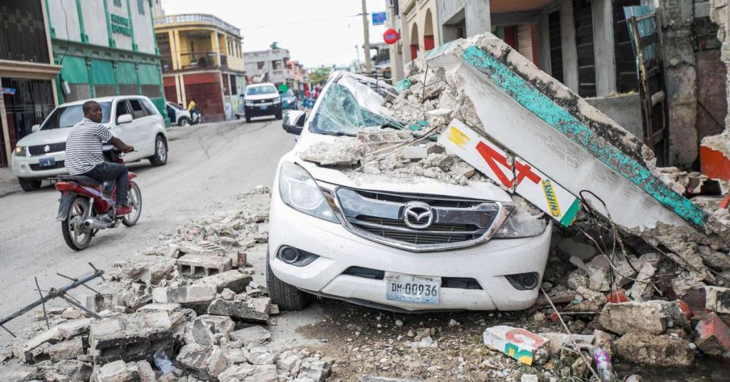 The death toll from the earthquake in Haiti reached 1,300