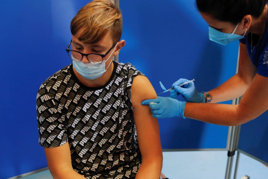 British committee recommends no coronavirus vaccine for 12-15-year-olds - 09/07/2021 - Balance and Health