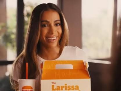 Is it good?  Brazilians taste Anita’s snack in the United States and deliver judgment
