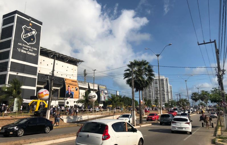 ABC x Caxias: Alvinegra fans arrive in Frasqueirão with two hours to roll the ball - 10/17/2021 - News
