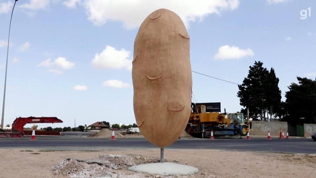 A potato statue that looks like a penis stirs controversy in Cyprus;  Watch the video |  Globalism