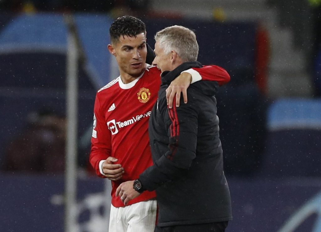 Solskjaer relieves pressure on United and trusts Cristiano Ronaldo: "He does everything to help" |  Champions League
