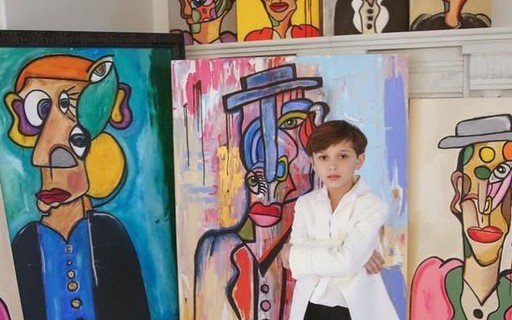 A 10-year-old artist is successful among celebrities and is compared to Picasso - Monet