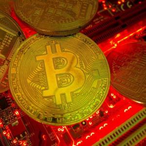 The most popular of the cryptocurrencies, Bitcoin experienced a steady decline in May after a rain of negative news.  Photo: DADO RUVIC / REUTERS