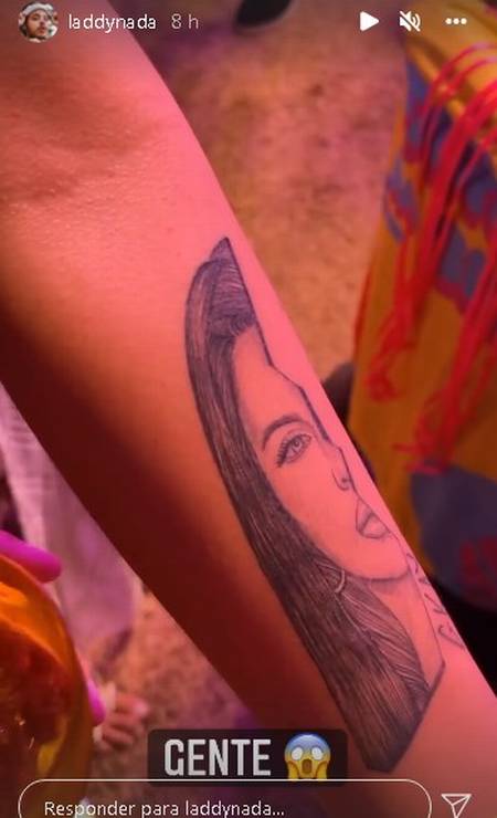 Comedian Jessica Kayani's face tattoo fan displays, JKAI PHOTOS: clone/Instagram