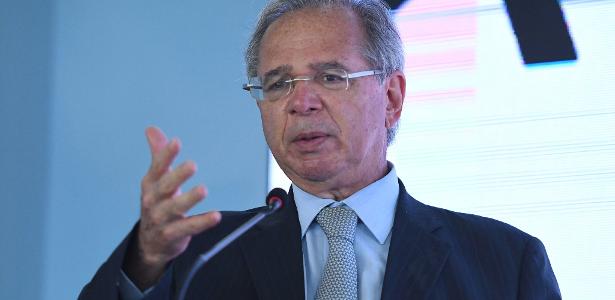 Guedes expects inflation to start subsiding in 2022