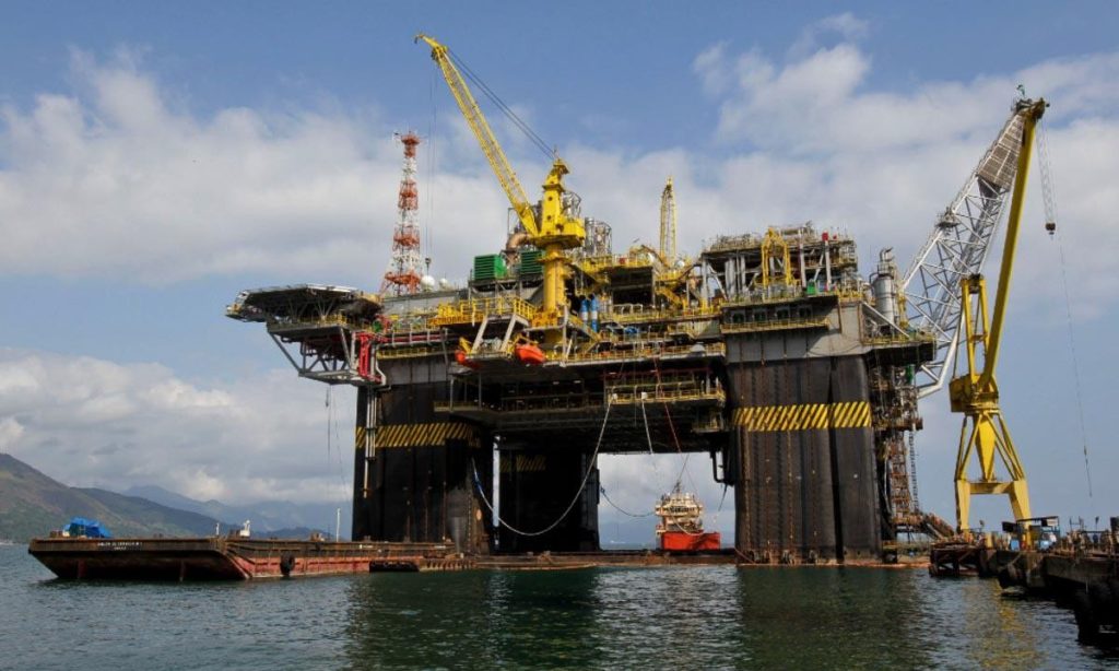 Senate Committee Approves Oil Export Tax Act, Changes Petrobras Pricing Policy |  Policy