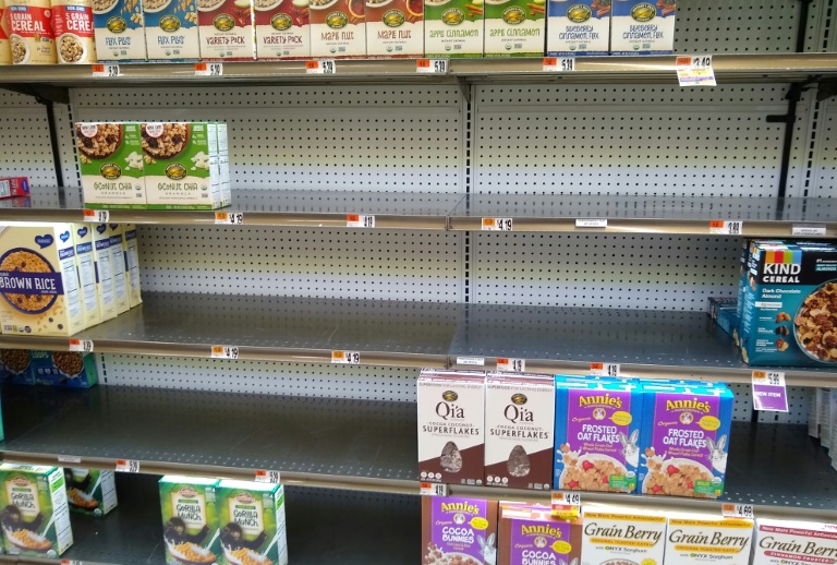 Omicron leaves US supermarket shelves almost empty