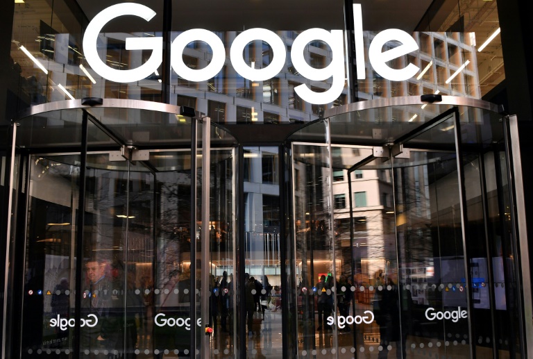 Many U.S. states accuse Google of collecting data without authorization