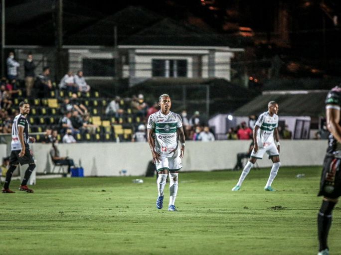 Curitiba loses to Obreiro in Ponta Grossa