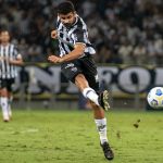 According to the Spanish website, Diego Costa gave a hammer to the future and informed his decision to Corinthians