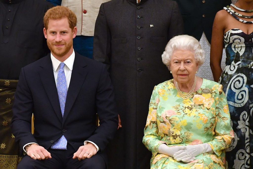 Principe Harry e rainha Elizabeth