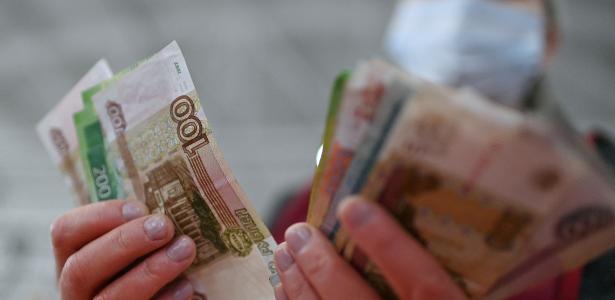 After the sanctions ... the Russian ruble fell by a record 30%