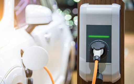 Where do I plug my electric car?  There are no charging stations in the United States or Brazil - Epoch Negosios