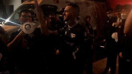 CBLOL 2022: PaiN members leave CBLOL studio to cheers from the crowd