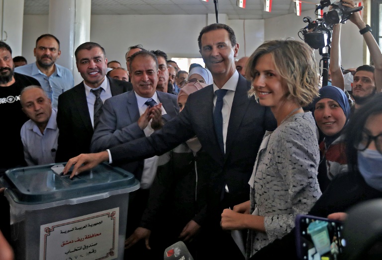 The United States says Assad's family wealth reaches $ 2 billion