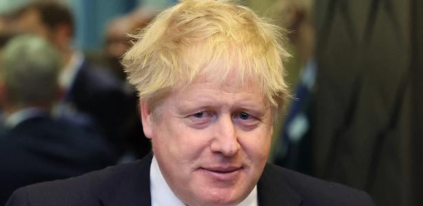 Johnson apologizes to British Parliament over lockout fine