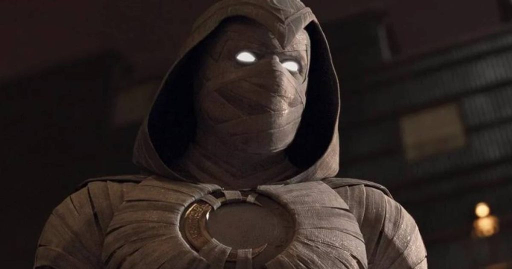 Moon Knight cuts the pattern connected to the MCU
