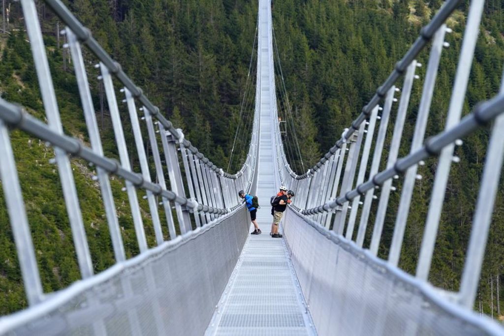 The world's longest pedestrian suspension bridge opens in a Czech resort;  See pictures |  Travel and Tourism