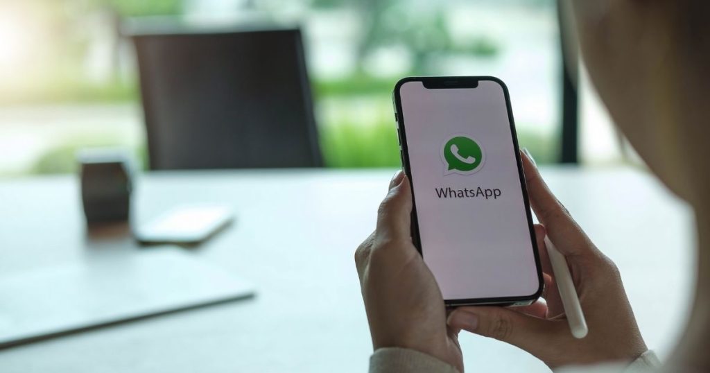 WhatsApp features that promise to give you a ``new look''