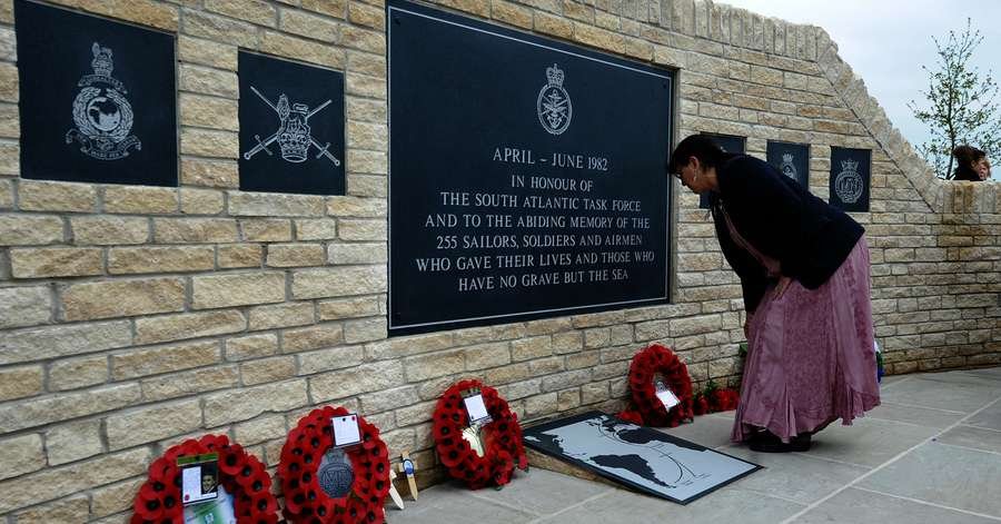 The UK marks the 40th anniversary of Argentina's surrender in the Falkland Islands