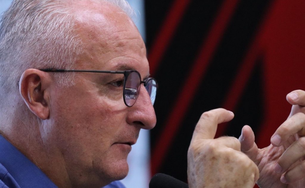 Dorival Júnior and Flamengo agree to pay R$575,000/month for the "level A" side of the market
