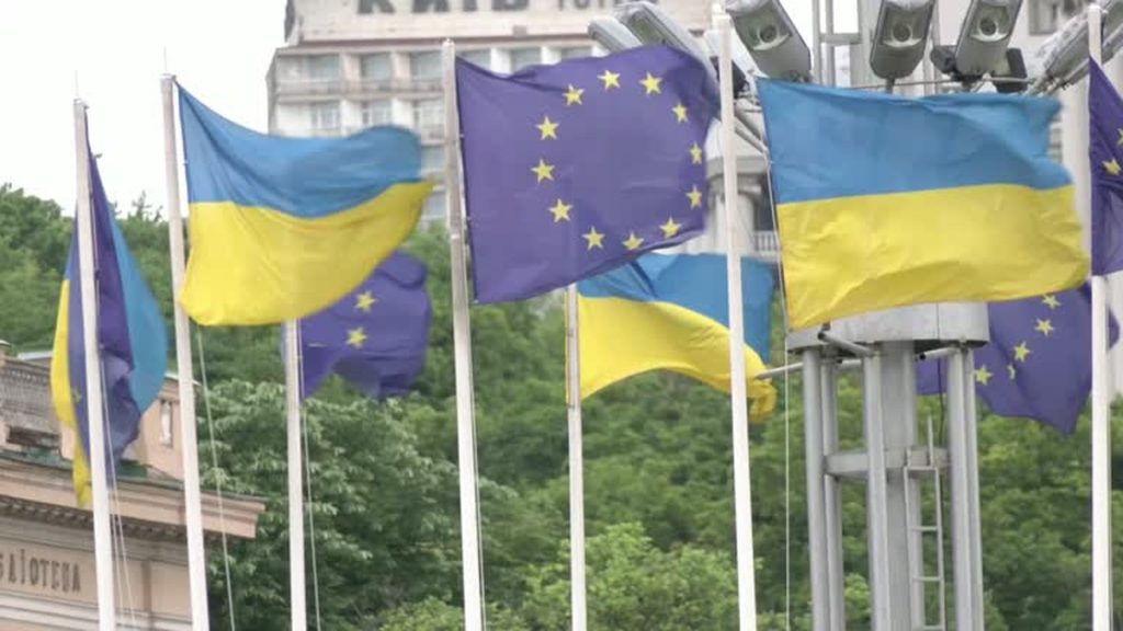 EU grants Ukraine and Moldova candidate status for bloc membership |  Globalism