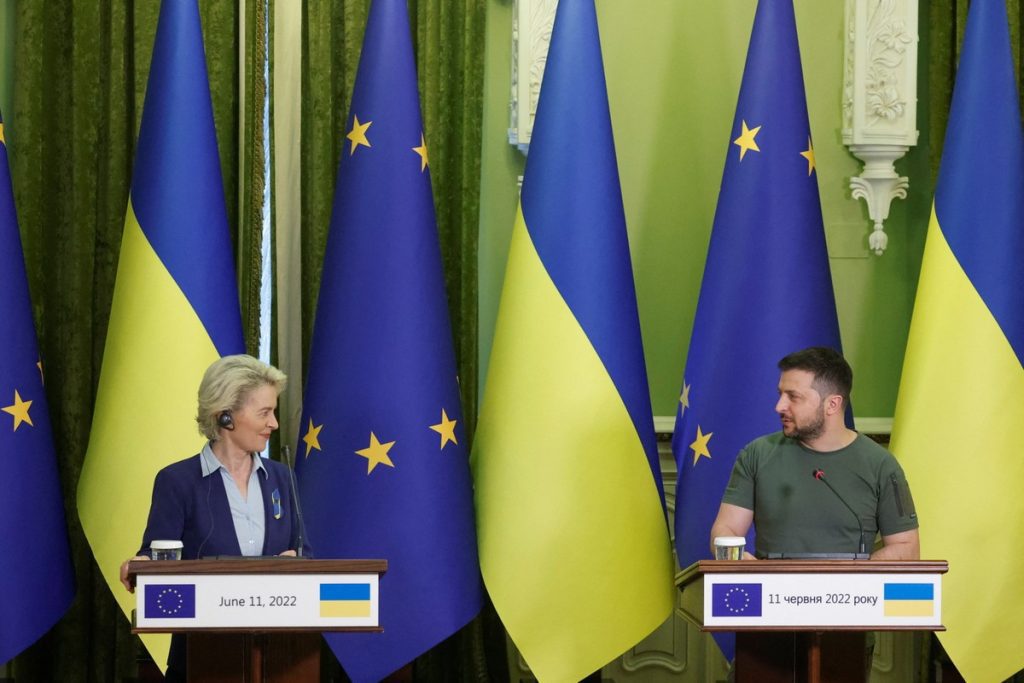 European Commission President discusses Ukraine's EU membership with Zelensky in Kyiv |  Globalism