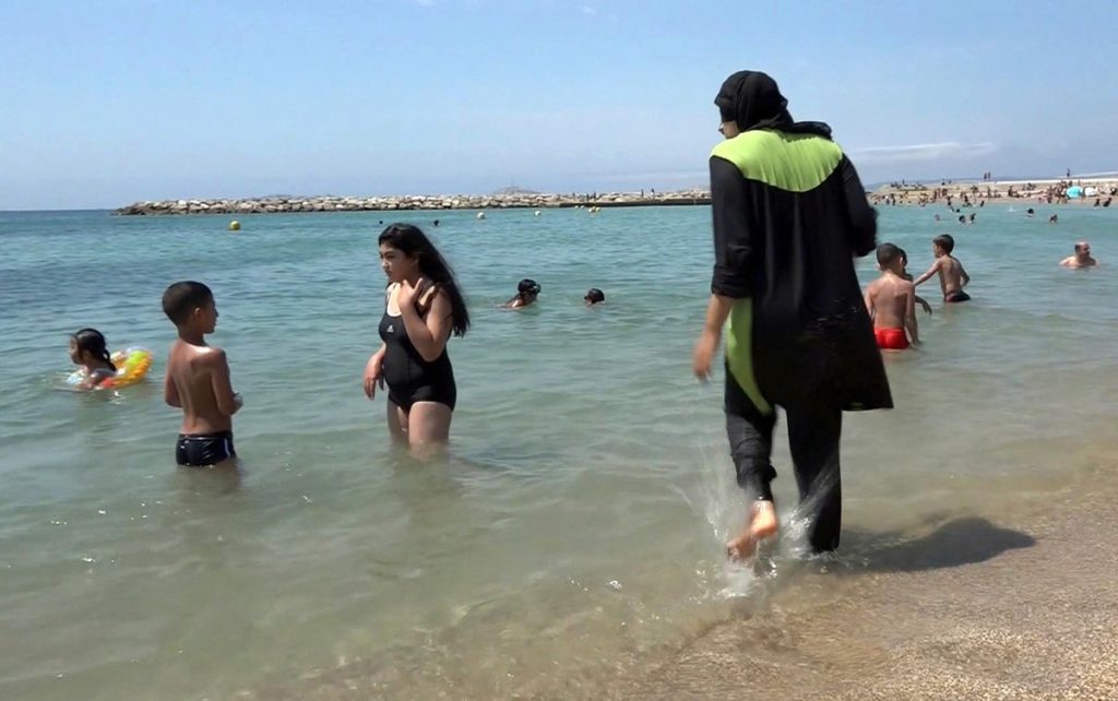 French court confirms burkini ban in municipal swimming pools |  Globalism