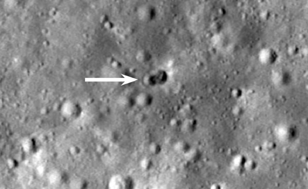 NASA probe records the impact crater of a rocket that crashed into the moon