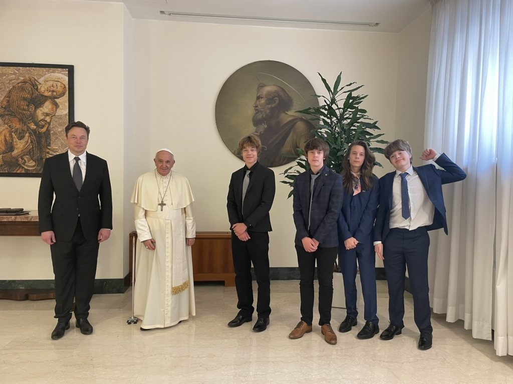 Elon Musk and four children meet Pope Francis at the Vatican: 'honouring' |  technology